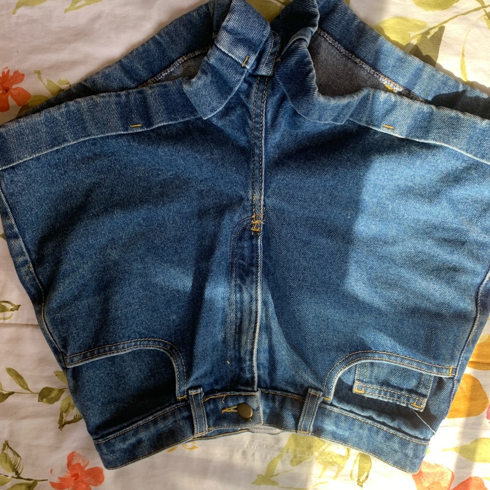 High rise dark blue shorts